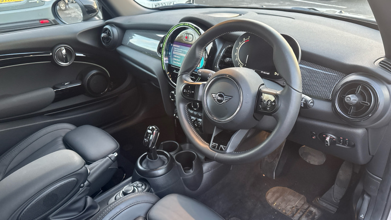 MINI Hatchback 1.5 Cooper Exclusive 3dr Petrol Hatchback